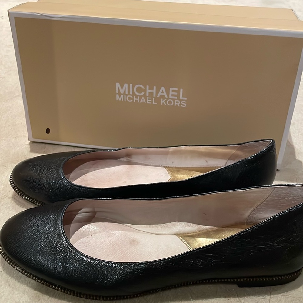 Michael Kors black bay view 6.5M gently worn